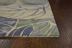 7' X 9'  Wool Blue Or  Green Area Rug