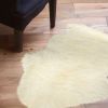 2' X 3' Ivory New Zealand Natural Sheepskin Rug